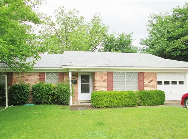 1st image of 5205 Gibbons Dr