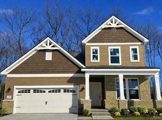 30108 Norway Dr, New Hudson, MI 48165