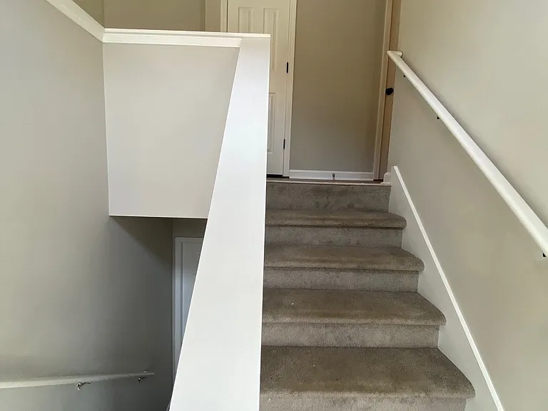 51 Connie Dr — Photo 4