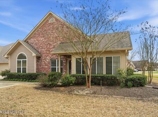 620 Sweetwater Dr, Pearl, MS