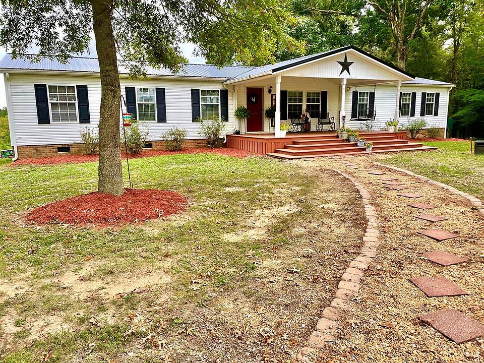 1st image of 1070 Foxfire Dr
