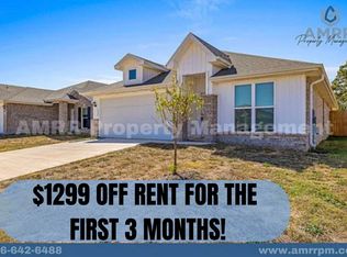 119 SW Vicki St, Gentry, AR 72734