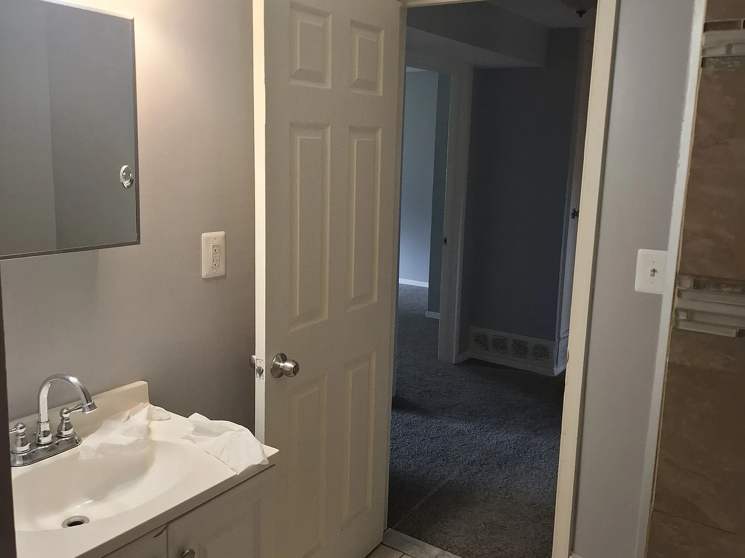2 bed, $1,375 — Photo 2