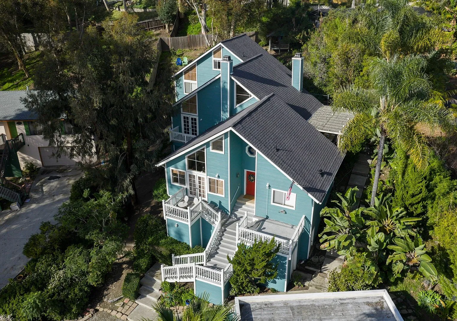 3 Bedroom + Loft + Office Oceanside Home — Photo 2