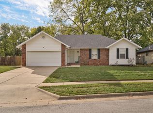 2131 S Colgate Avenue, Springfield, MO 65807