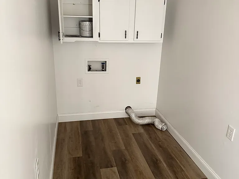 213 N Elmwood Ave — Photo 5
