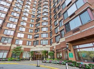 100 Old Palisade Rd APT 1116, Fort Lee, NJ 07024