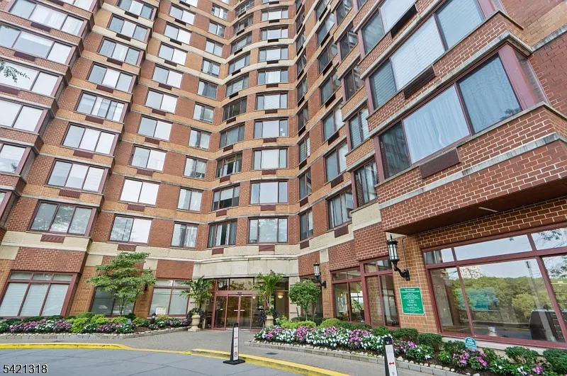 100 Old Palisade Rd APT 1116 photo 1