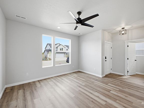 2nd image of 3077 E Mossy Creek Dr