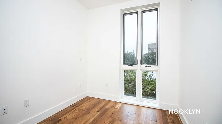 Rented by Nooklyn NYC LLC | media 76