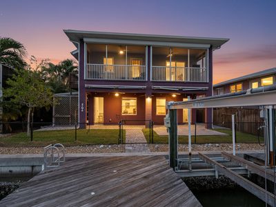 566 Coconut Ave, Goodland, FL, 34140