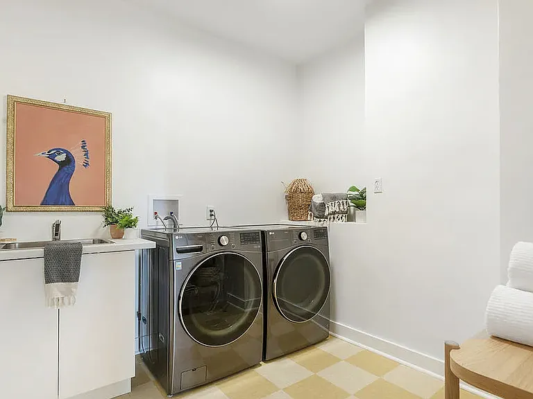 1332 Edgecliffe Dr — Photo 21