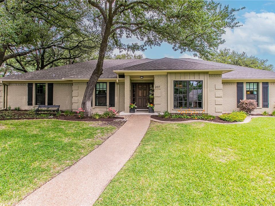 1st image of 207 Trailwood Dr