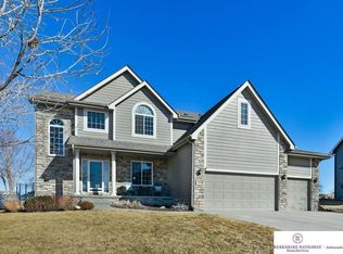 12563 S 79th Ave, Papillion, NE 68046