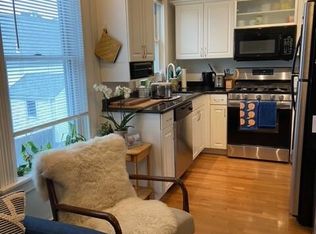 3-5 Grimes St #2R, Boston, MA 02127