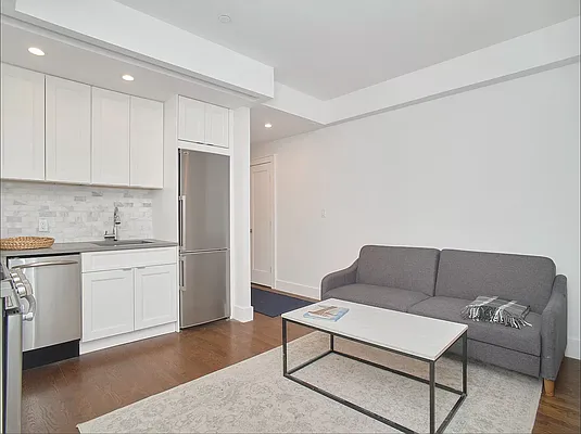 Rented by REAL New York | media 4