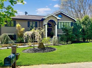 20 Dartmouth Farm Trl, Dartmouth, MA 02747