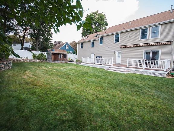 3rd image of 15 Drury Ln