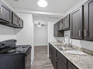 375 W Galbraith Rd APT 14, Cincinnati, OH 45216