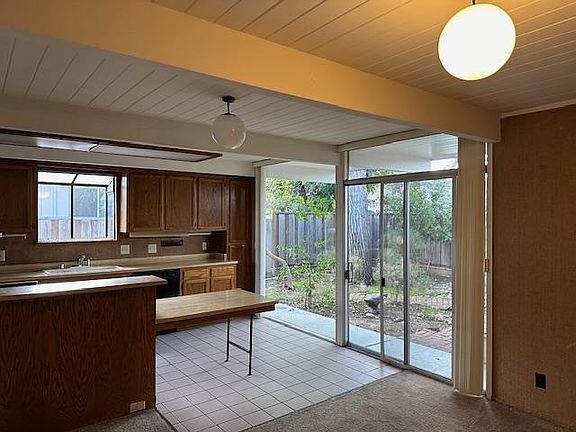 3rd image of 1226 Sesame Ct