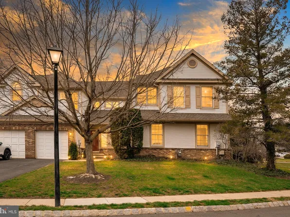 35 Benjamin Rush Ln, Princeton, NJ 08540