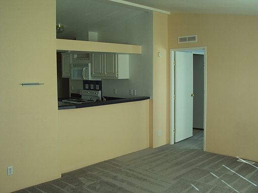 2nd image of 402 Gibson Rd