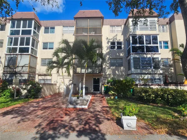1681 NW 70th Ave APT 303, Plantation, FL 33313