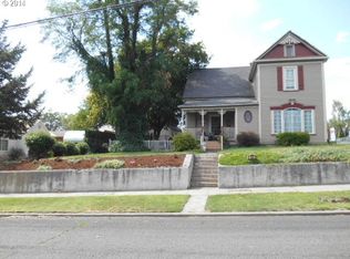 521 NW 8th St, Pendleton, OR 97801