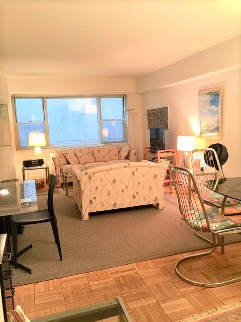 1st image of 1381 Avenue Of The Amer #3B