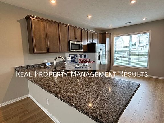 4th image of 9867 Monte Way