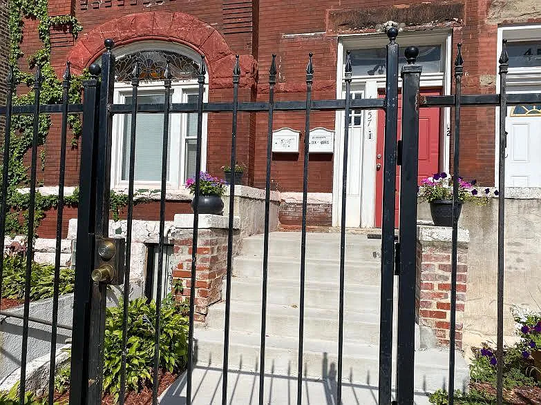 4557 S Wabash Ave — Photo 2