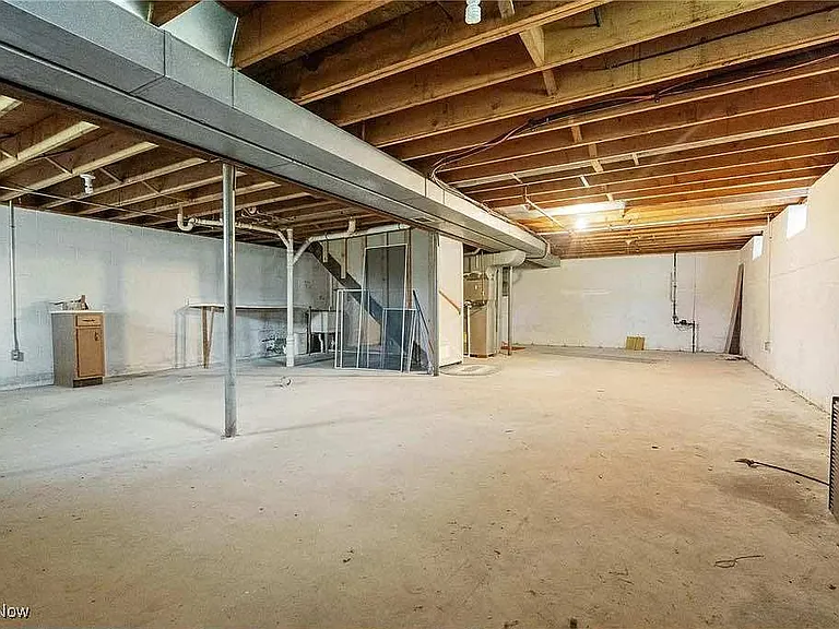 210 Magnolia Ave — Photo 21