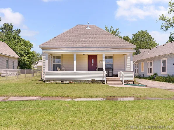 213 W Cleveland Ave, Sapulpa, OK 74066