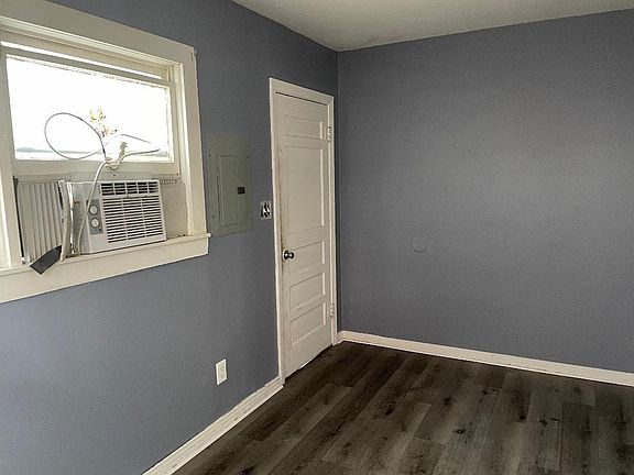 2nd image of 216 N Steuben Ave