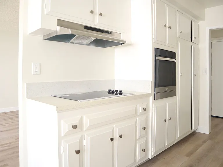 1740 Harvard Towers — Photo 3