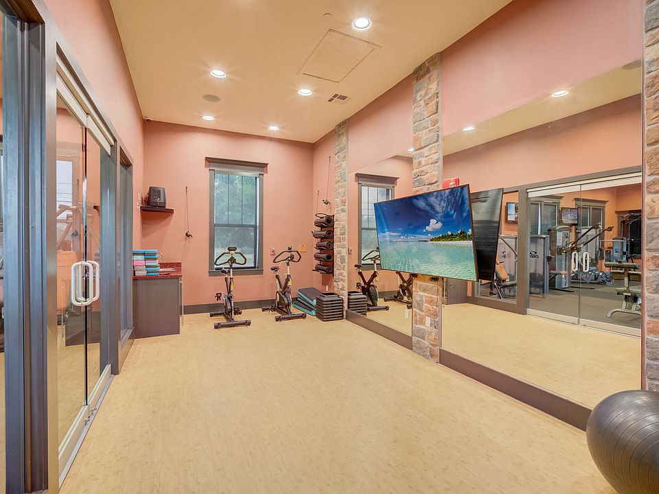 Las Brisas Apartments in Round Rock, Texas