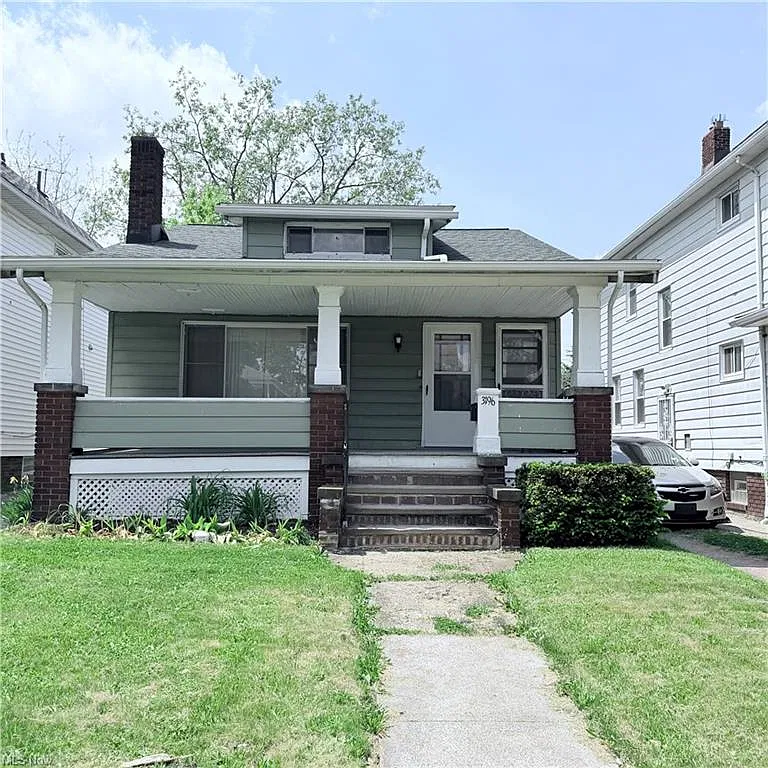 4 bed, 1808 sqft, $2,000 — Photo 1