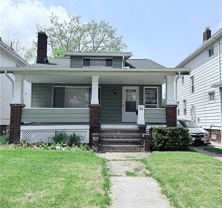 1st image of 3196 W 116th St #2
