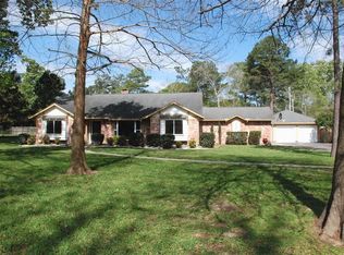 606 N Clear Creek Dr, Friendswood, TX 77546