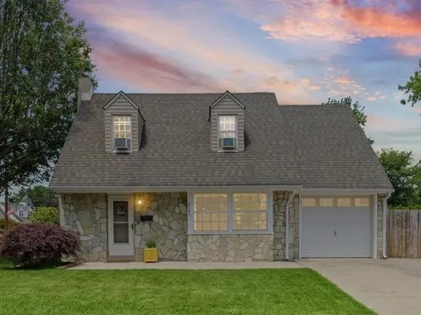 2083 Palmer Ave, Bristol, PA 19007