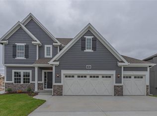 10024 N Lister Ave, Kansas City, MO 64156