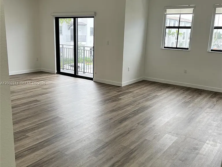 15540 SW 136th St #206 — Photo 6