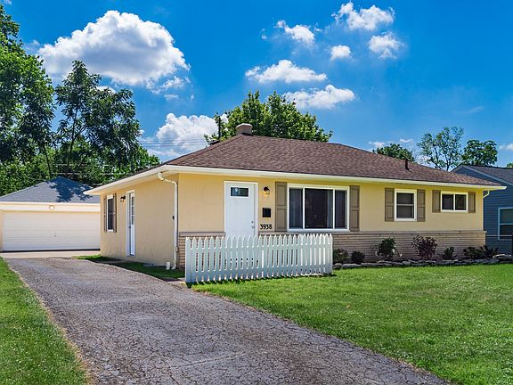 2nd image of 3938 Orchard Ln