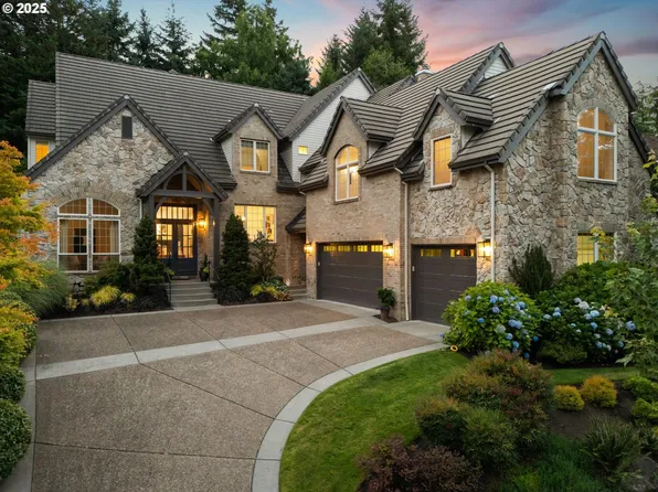 3871 Southhampton Ct, West Linn, OR 97068