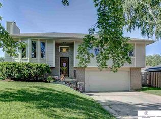 13641 Atwood Ave, Omaha, NE 68144