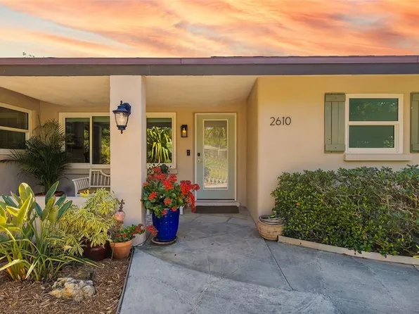 2610 Jefferson Cir, Sarasota, FL 34239