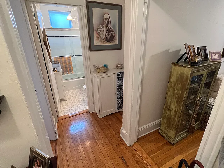 80 Sutherland Rd — Photo 17