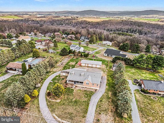 4th image of 369 Dunkel School Rd