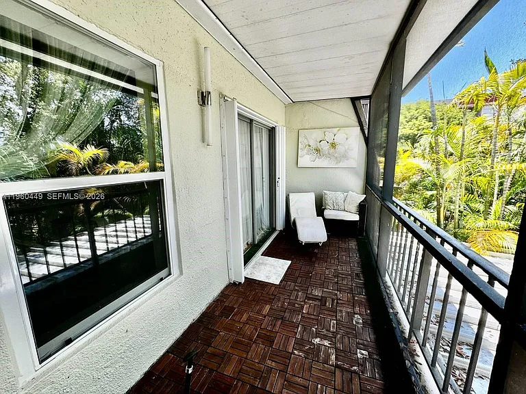 1001 Three Islands Blvd — Photo 5