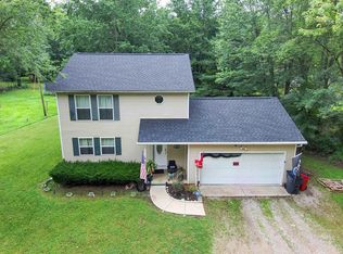 300 Woodside Dr SW, Pataskala, OH 43062